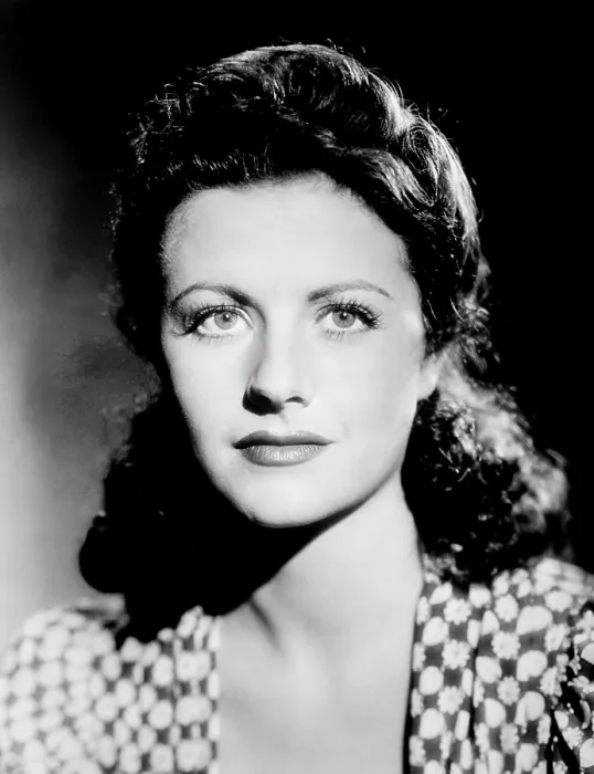 Framed Print : THE STARS LOOK DOWN, Margaret Lockwood, 1940