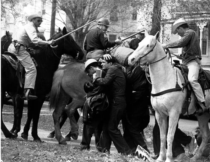 Framed Print : State Troopers & possemen charge into demonstrators, Montgomery, AL, 3 / 16 / 65. Courtesy: CSU Archives / Everett Collection Framed Print : State Troopers & possemen charge into demonstrators, Montgomery, AL, 3 / 16 / 65. Courtesy: CSU Archives / Everett Collection