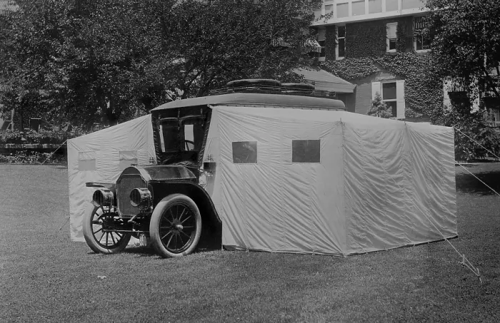 Framed Print : Stoddard-Dayton camping car was built for engineer and politician Thomas Coleman du Pont, c. 1910-1915