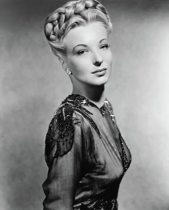 Framed Print : STRANGE JOURNEY, Hillary Brooke, 1946, TM & Copyright 20th Century Fox Film Corp. / courtesy Everett Collection