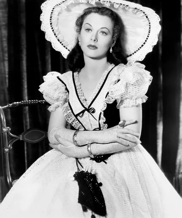 Framed Print : THE STRANGE WOMAN, Hedy Lamarr, 1946 Framed Print : THE STRANGE WOMAN, Hedy Lamarr, 1946