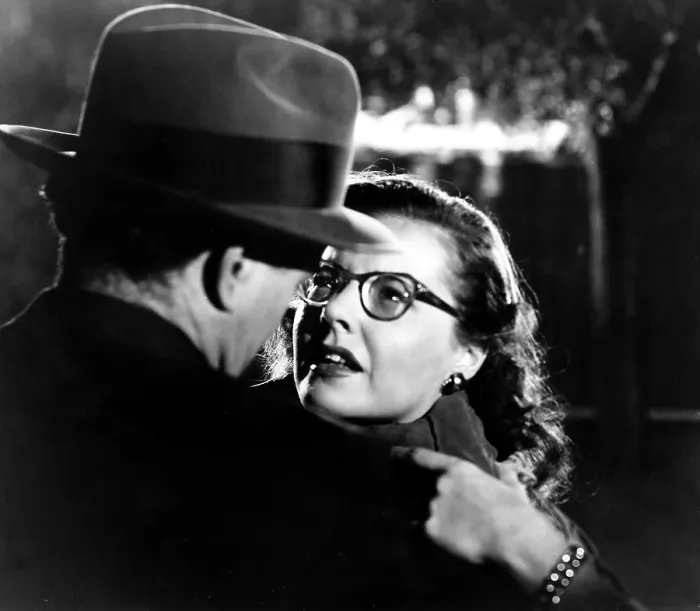 Framed Print : STRANGERS ON A TRAIN, Robert Walker, Laura Elliott (aka Kasey Rogers), 1951 Framed Print : STRANGERS ON A TRAIN, Robert Walker, Laura Elliott (aka Kasey Rogers), 1951