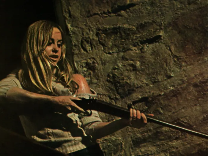 Framed Print : STRAW DOGS, Susan George, 1971