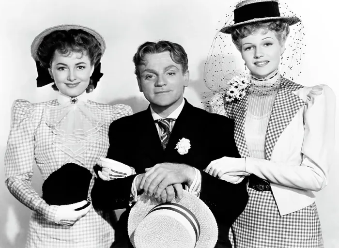 Framed Print : THE STRAWBERRY BLONDE, Olivia De Havilland, James Cagney, Rita Hayworth, 1941