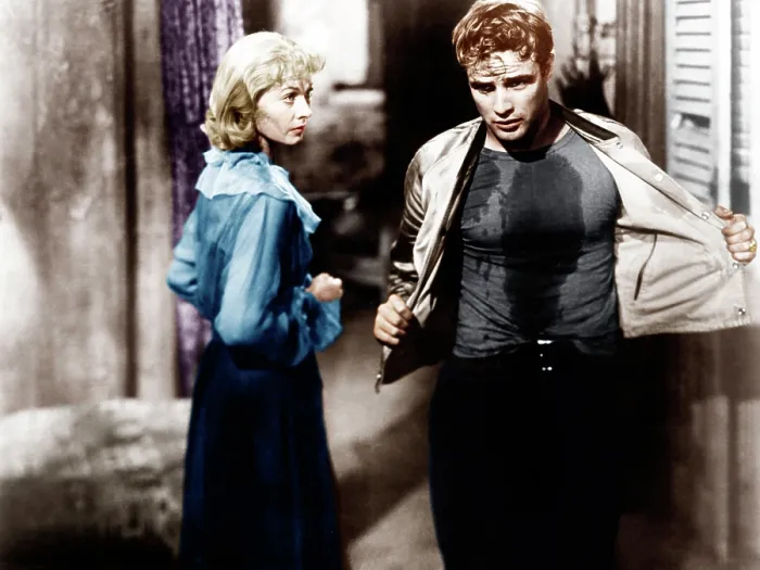 Framed Print : A STREETCAR NAMED DESIRE, from left: Vivien Leigh, Marlon Brando, 1951