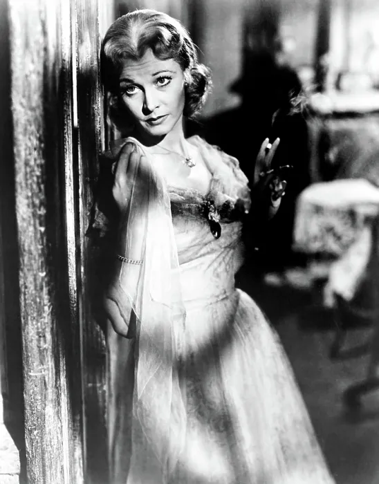 Framed Print : A STREETCAR NAMED DESIRE, Vivien Leigh, 1951 Framed Print : A STREETCAR NAMED DESIRE, Vivien Leigh, 1951