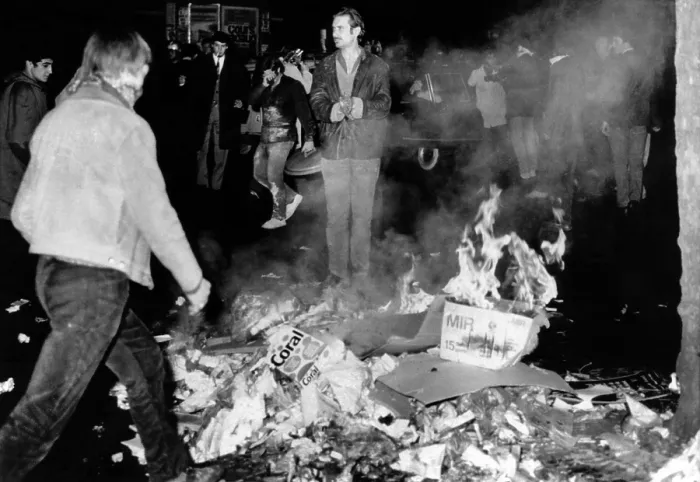 Framed Print : Students burn garbage in the Latin Quarter of Paris as new violence erupted early May 23, 1968. (CSU_ALPHA_1546) CSU Archives / Everett Collection