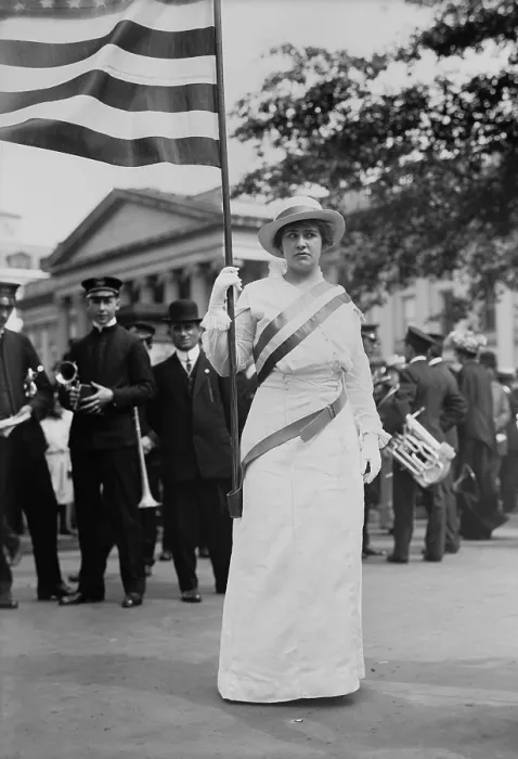 Framed Print : Suffragette, Helen Hitchcock, holding an American flag in a women's suffrage parade, 1914 (BSLOC_2018_2_64)