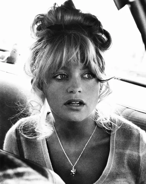 Framed Print : THE SUGARLAND EXPRESS, Goldie Hawn, 1974 Framed Print : THE SUGARLAND EXPRESS, Goldie Hawn, 1974