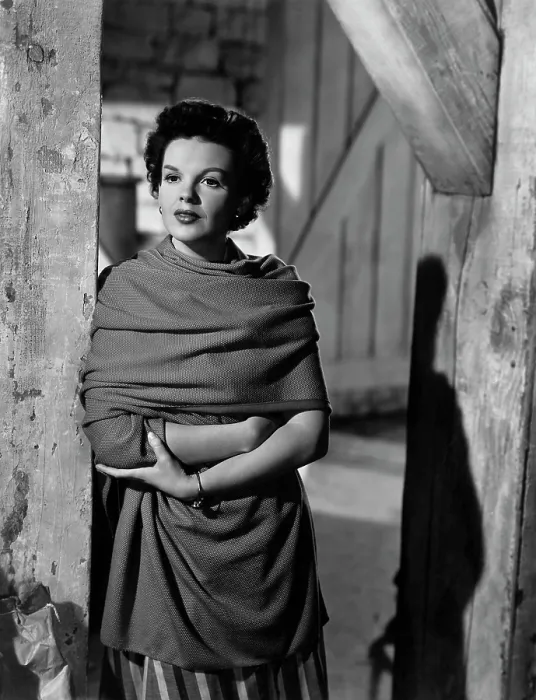 Framed Print : SUMMER STOCK, Judy Garland, 1950 Framed Print : SUMMER STOCK, Judy Garland, 1950