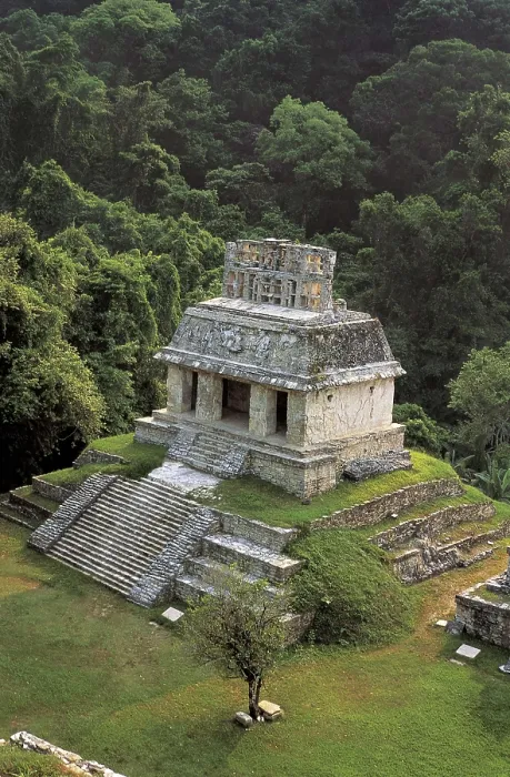 Framed Print : Sun Temple. 7th-8th c. MEXICO. CHIAPAS. Palenque. Late classic period. Maya art. AISA / Everett Collection**US SALES ONLY**