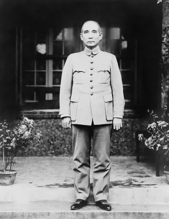 Framed Print : Sun Yat-sen, leader of the Canton Government, c. 1920