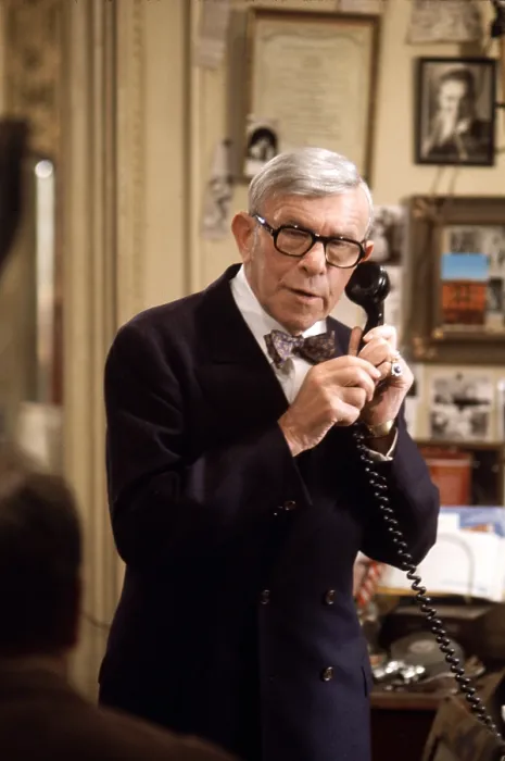 Framed Print : THE SUNSHINE BOYS, George Burns, 1975