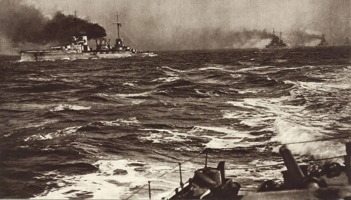 Framed Print : Surrender of the German fleet to British off the coast of Scotland. Nov. 21, 1918