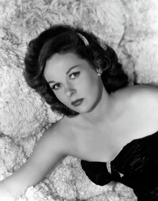 Framed Print : Susan Hayward, 1946 Framed Print : Susan Hayward, 1946