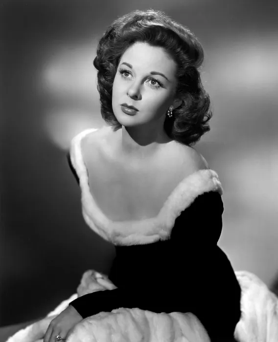 Framed Print : Susan Hayward, 1949 Framed Print : Susan Hayward, 1949