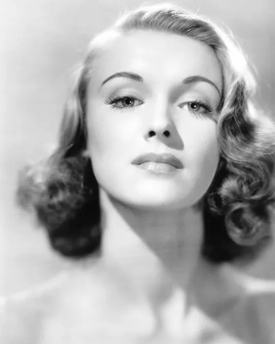 Framed Print : Susan Shaw, late 1940s
