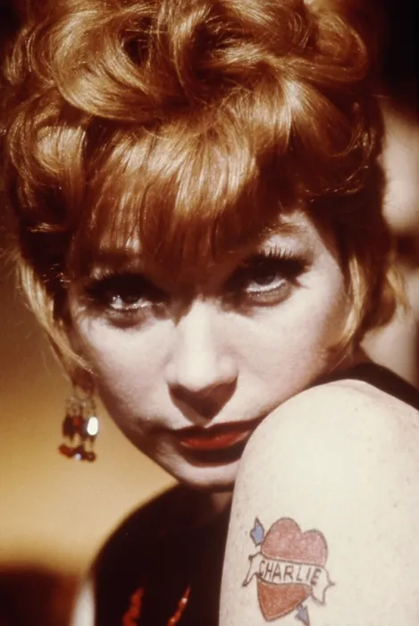 Framed Print : SWEET CHARITY, Shirley MacLaine, 1969 Framed Print : SWEET CHARITY, Shirley MacLaine, 1969