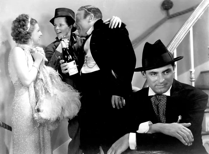 Framed Print : SYLVIA SCARLETT, Dennie Moore, Katharine Hepburn, Edmund Gwenn, Cary Grant, 1935