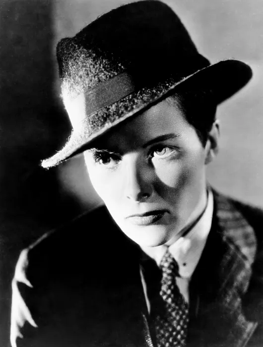 Framed Print : SYLVIA SCARLETT, Katharine Hepburn, 1935 Framed Print : SYLVIA SCARLETT, Katharine Hepburn, 1935