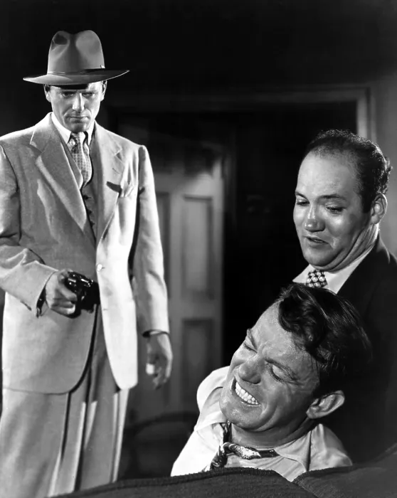 Framed Print : T-MEN, Charles McGraw, Dennis O'Keefe, Jack Overman, 1947