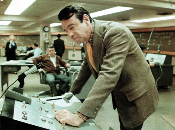 Framed Print : THE TAKING OF PELHAM ONE TWO THREE, Walter Matthau (front), Dick O'Neill (seated facing front), 1974 Framed Print : THE TAKING OF PELHAM ONE TWO THREE, Walter Matthau (front), Dick O'Neill (seated facing front), 1974