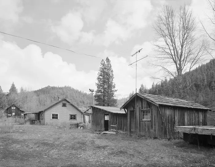 Framed Print : Taxidermy Shop, Liberty Historic District, Route 2, Cle Elum, Liberty, Kittitas County, Washington, photograph, circa 1930s Framed Print : Taxidermy Shop, Liberty Historic District, Route 2, Cle Elum, Liberty, Kittitas County, Washington, photograph, circa 1930s