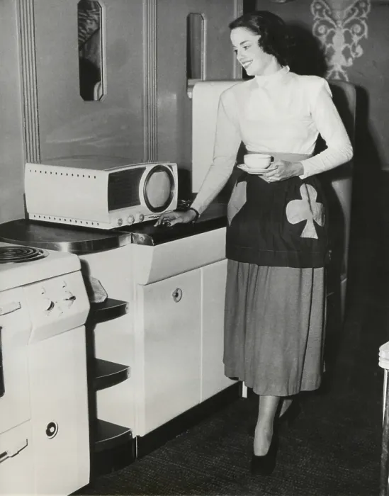 Framed Print : A television in the kitchen for the first broadcast of a cooking show in New York. Sept. 1949. - (BSLOC_2014_17_135)