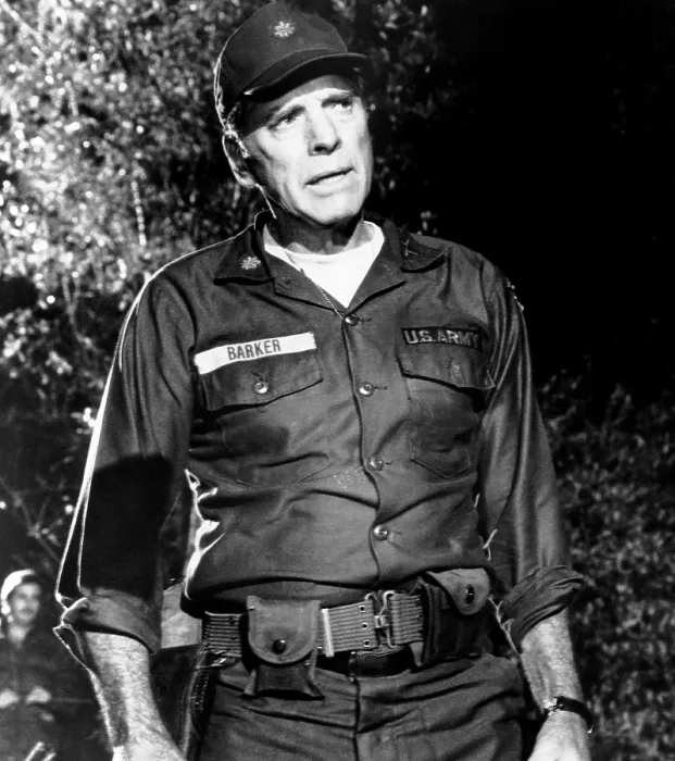 Framed Print : GO TELL THE SPARTANS, Burt Lancaster, 1978, Avco Embassy / courtesy Everett Collection
