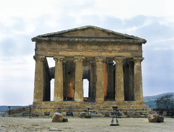 Framed Print : Temple of Concord. ITALY. SICILY. Agrigento. Temple of Concord. Temple in Dorian style. Classical Greek art. Architecture. AISA / Everett Collection**US SALES ONLY**