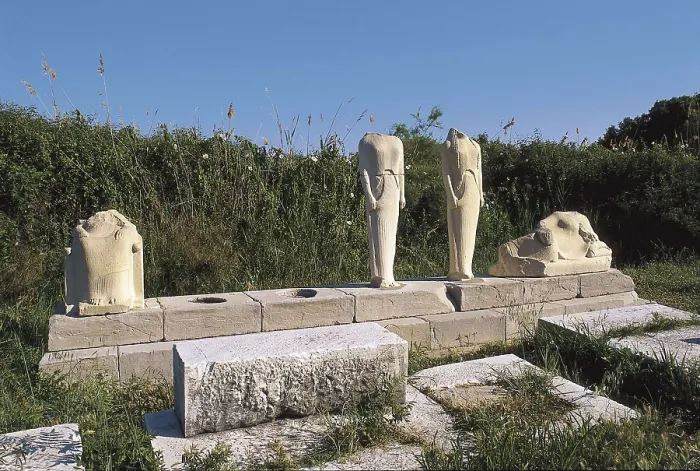 Framed Print : Temple of Hera or Heraion. 538 BC. GREECE. NORTHERN AEGEAN. Samos. Heraion (Temple of Hera). Sculptures that flanked the streets of the sanctuary. Archaic Greek art Framed Print : Temple of Hera or Heraion. 538 BC. GREECE. NORTHERN AEGEAN. Samos. Heraion (Temple of Hera). Sculptures that flanked the streets of the sanctuary. Archaic Greek art