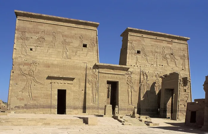 Framed Print : Temple of Isis. EGYPT. Philae. Temple of Isis. First pylon (18 x 45, 5 m. high). Built by the Pharaoh Nectanabo I (4th c. BC). Egyptian art. Ptolemaic period. Architecture