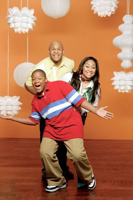 Framed Print : THAT'S SO RAVEN, Kyle Massey, Rondell Sheridan, Raven (aka Raven-Symone), (Season 4), 2002-07 Framed Print : THAT'S SO RAVEN, Kyle Massey, Rondell Sheridan, Raven (aka Raven-Symone), (Season 4), 2002-07