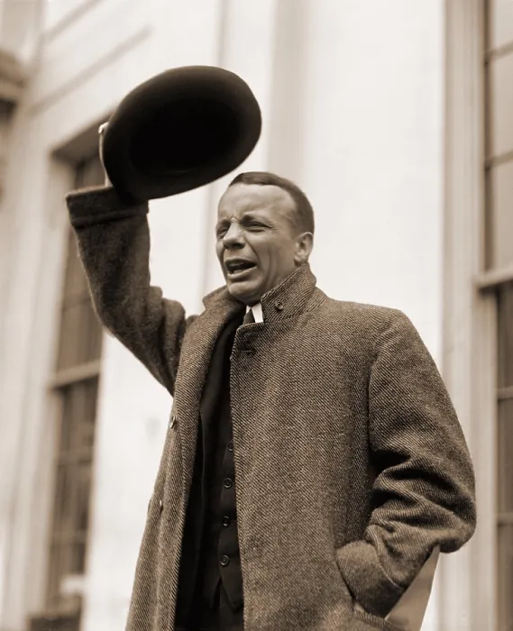 Framed Print : Theodore Roosevelt Jr. (1887-1944), greeting reporters with a big smile as he waves his hat. At times he would imitate his father, President Theodore Roosevelt, and shout bully Framed Print : Theodore Roosevelt Jr. (1887-1944), greeting reporters with a big smile as he waves his hat. At times he would imitate his father, President Theodore Roosevelt, and shout bully