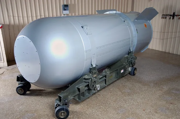 Framed Print : Thermonuclear bomb in the U.S. Arsenal in 2011. The Mk / B53 was a high-yield bunker buster thermonuclear weapon developed in the 1960s, by the United States during the Cold War Framed Print : Thermonuclear bomb in the U.S. Arsenal in 2011. The Mk / B53 was a high-yield bunker buster thermonuclear weapon developed in the 1960s, by the United States during the Cold War