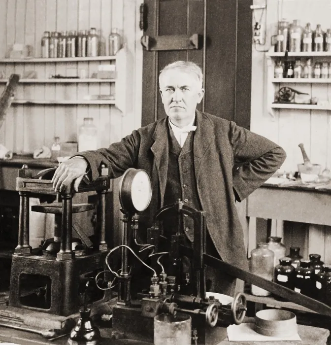 Framed Print : Thomas A. Edison (1847-1931), in his West Orange, New Jersey, laboratory, ca. 1901 Framed Print : Thomas A. Edison (1847-1931), in his West Orange, New Jersey, laboratory, ca. 1901
