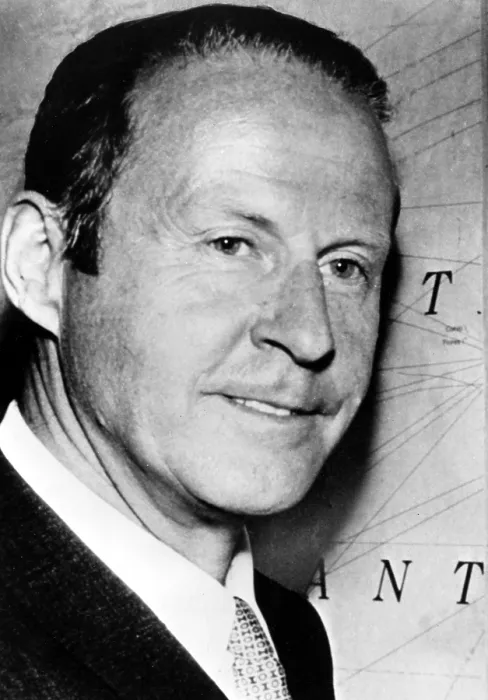 Framed Print : THOR HEYERDAHL, image dated 07 / 25 / 69.. Courtesy: CSU Archives  /  Everett Collection