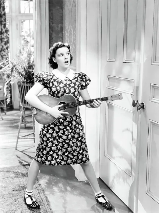 Framed Print : THOROUGHBREDS DON'T CRY, Judy Garland, 1937