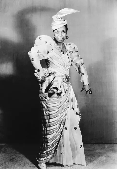 Framed Print : AS THOUSANDS CHEER, Ethel Waters, (singing Heat Wave'), Music Box Theater, New York, 1933-1934 Framed Print : AS THOUSANDS CHEER, Ethel Waters, (singing Heat Wave'), Music Box Theater, New York, 1933-1934