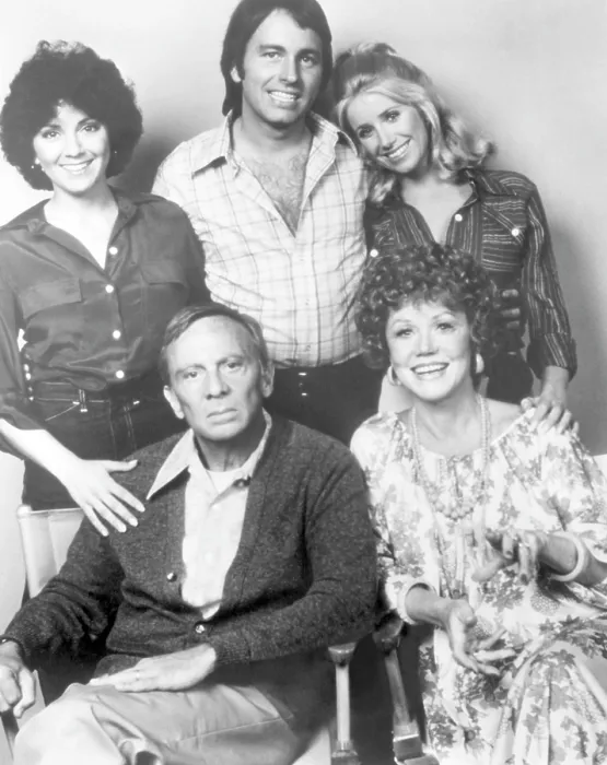 Framed Print : THREE'S COMPANY, (clockwise from top left): Joyce DeWitt, John Ritter, Suzanne Somers, Audra Lindley, Norman Fell ca. Season 2, 1977-84