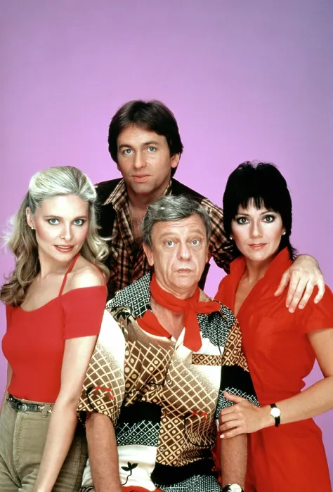 Framed Print : THREE'S COMPANY, (clockwise from left): Priscilla Barnes, John Ritter, Joyce DeWitt, Don Knotts, 1977-84