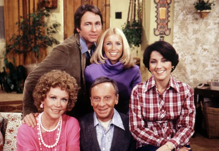 Framed Print : THREE'S COMPANY, rear from left: John Ritter, Suzanne Somers, foreground from left: Audra Lindley, Norman Fell, Joyce DeWitt (Season 1), 1977-84