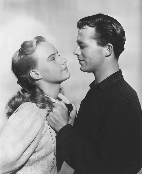 Framed Print : THUNDER IN THE VALLEY, (aka BOB, SON OF BATTLE), from left: Peggy Ann Garner, Lon McCallister, 1947, TM & Copyright 20th Century Fox Film Corp. / courtesy Everett Collection Framed Print : THUNDER IN THE VALLEY, (aka BOB, SON OF BATTLE), from left: Peggy Ann Garner, Lon McCallister, 1947, TM & Copyright 20th Century Fox Film Corp. / courtesy Everett Collection