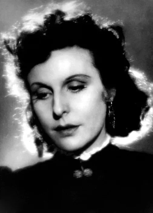 Framed Print : TIEFLAND, Leni Riefenstahl, 1954