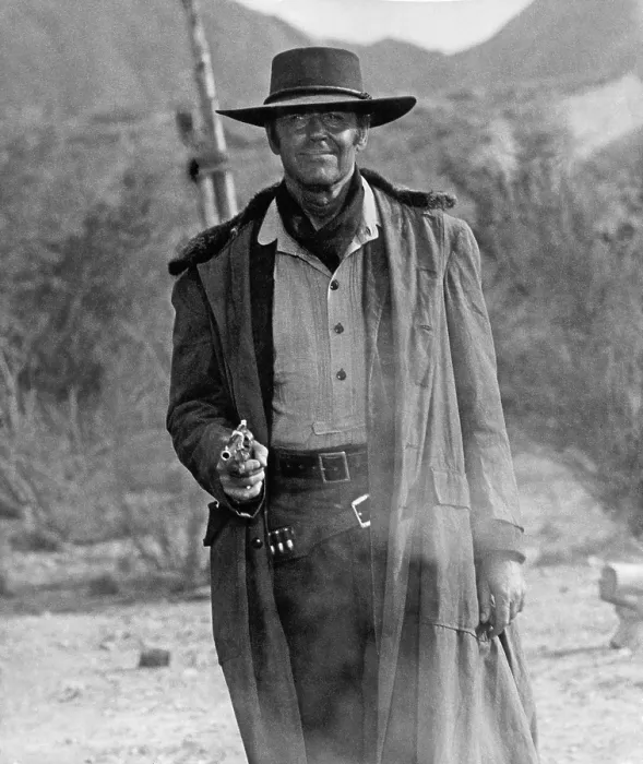 Framed Print : ONCE UPON A TIME IN THE WEST, Henry Fonda, 1968 ouatitw1968-fsct35(ouatitw1968-fsct35)