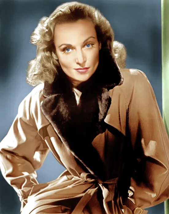 Framed Print : TO BE OR NOT TO BE, Carole Lombard, 1942 Framed Print : TO BE OR NOT TO BE, Carole Lombard, 1942