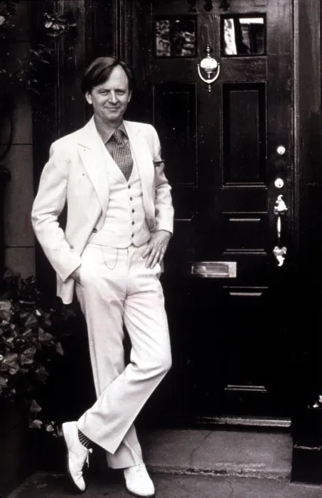 Framed Print : Tom Wolfe, 1976. Courtesy: CSU Archives  /  Everett Collection