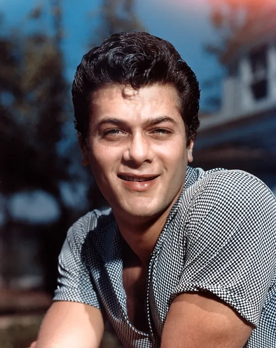 Framed Print : TONY CURTIS Framed Print : TONY CURTIS