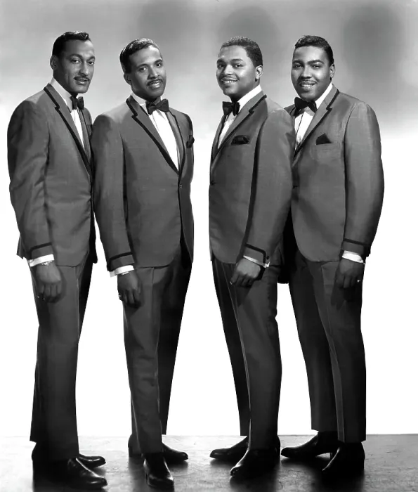 Framed Print : The Four Tops, (Abdul Duke Fakir, Levi Stubbs, Lawrence Payton, Renaldo Obie Benson), ca. 1966. Courtesy: CSU Archives  /  Everett Collection