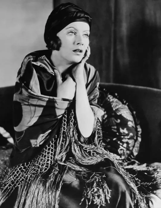 Framed Print : TORRENT, Greta Garbo, 1926